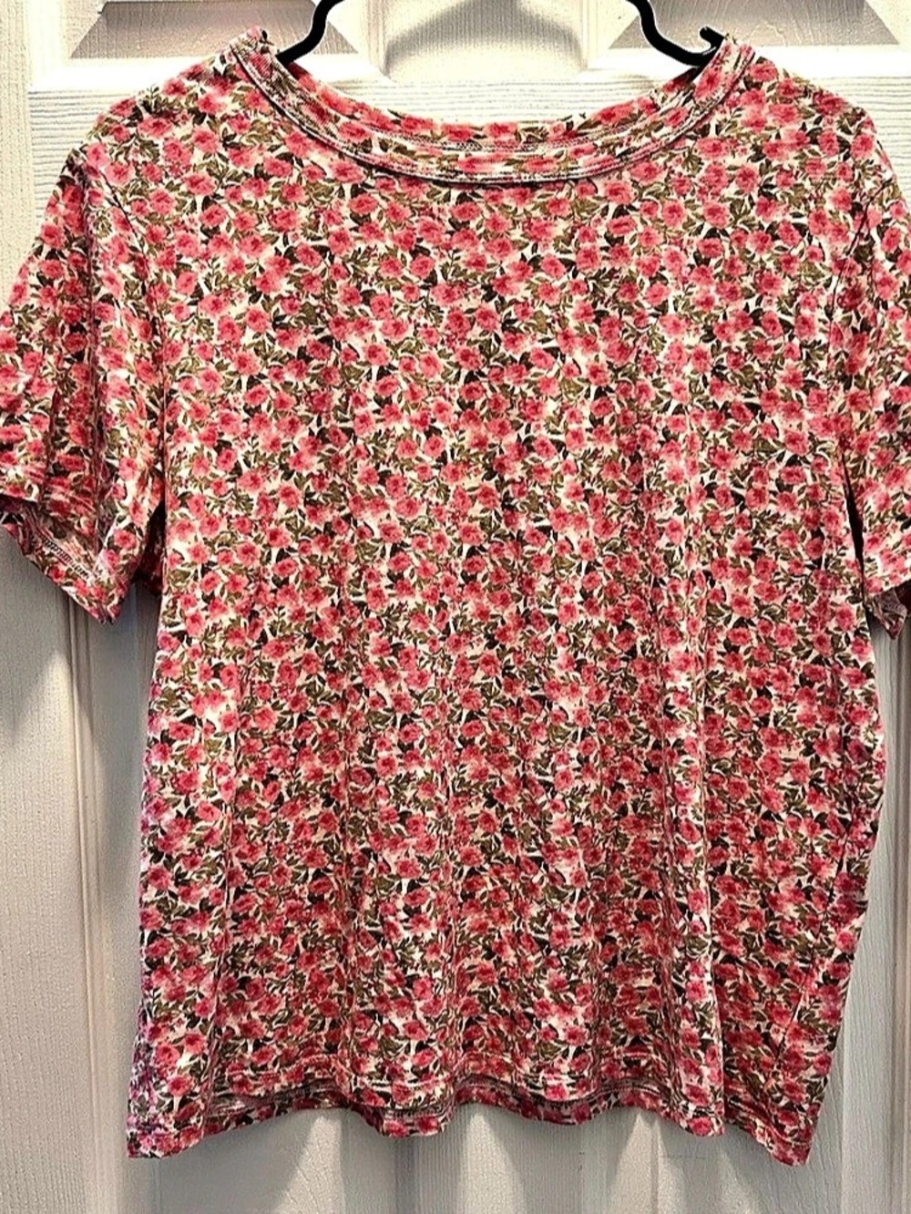 Old Navy T-Shirt Women’s L Pink Green Floral Short Sleeve Crew Neck Cotton Knit